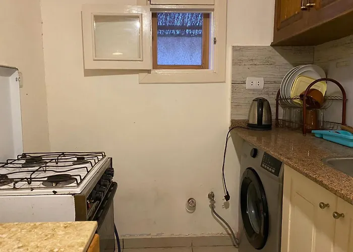 Apartman Cozy Place In With A Chill Cool Garden *